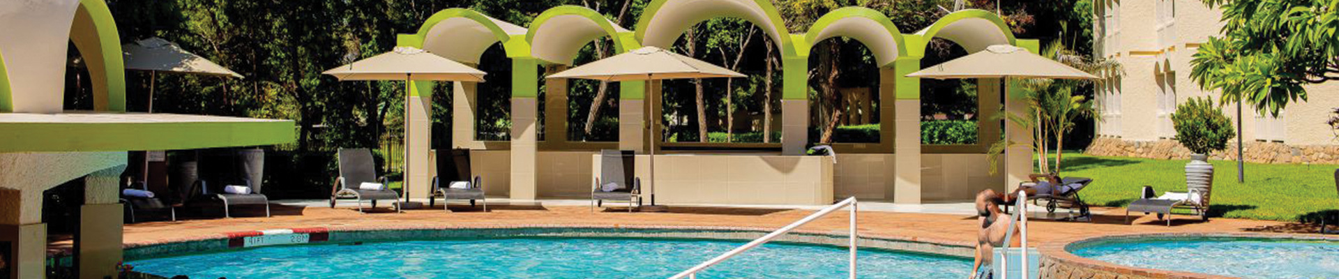 3* Victoria Falls Rainbow Hotel - Victoria Falls Package (3 Nights)