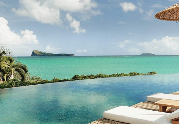 5* Paradise Cove Boutique Hotel - Mauritius Package (7 nights)